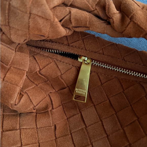 Real Suede Bag with Gold Chain - Picture 5 of 6